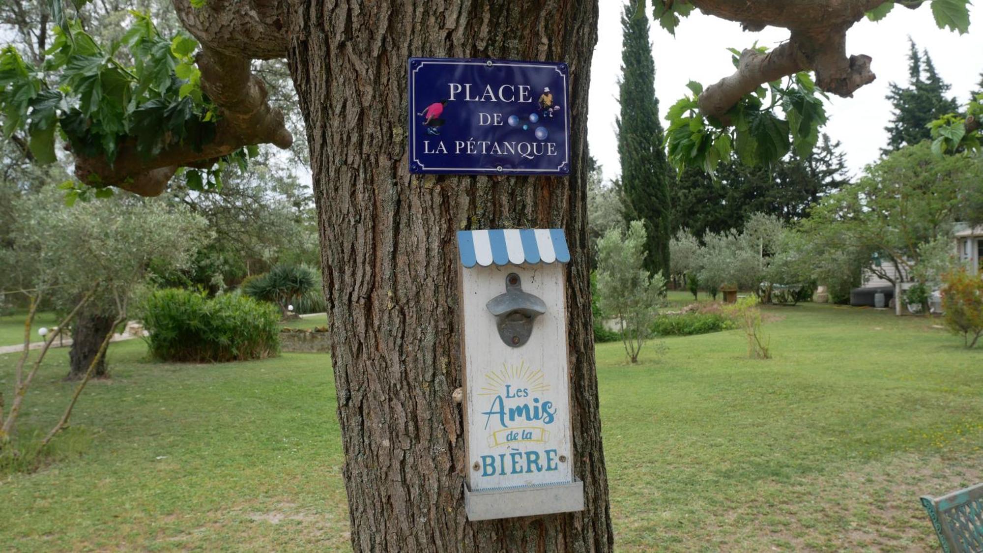 Апартаменти Mas Maurane - Le Bougainvillier Aux Portes D'Arles Тараскон Екстер'єр фото